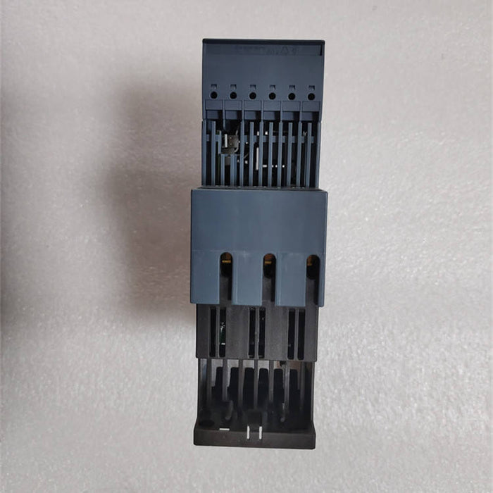 Siemens 3RW5243-6TC05 PLC Module