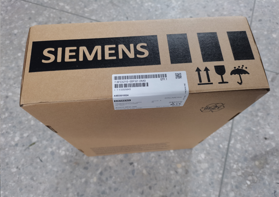 Siemens 6FC5210-0DF52-2AA0 Control Unit