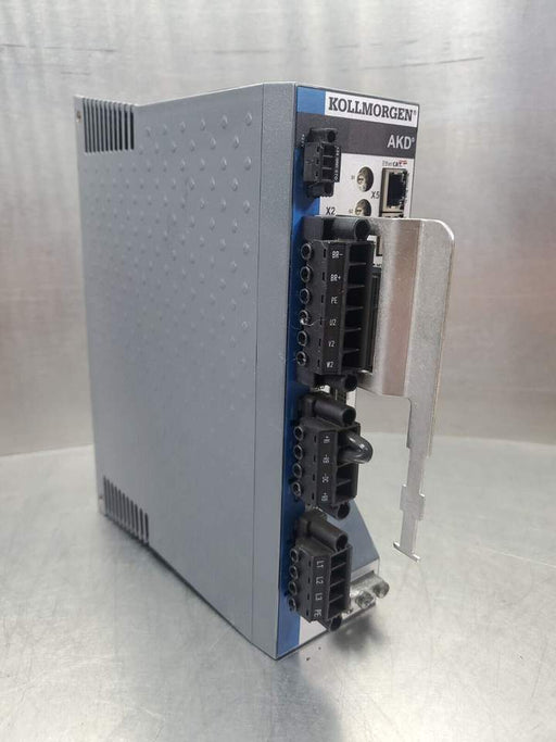 Kollmorgen Negotiateprice Br/Servo Drive AKD-P02407-NBEC-0000 AKD-P00607-NBEC-0000 100% Original/used