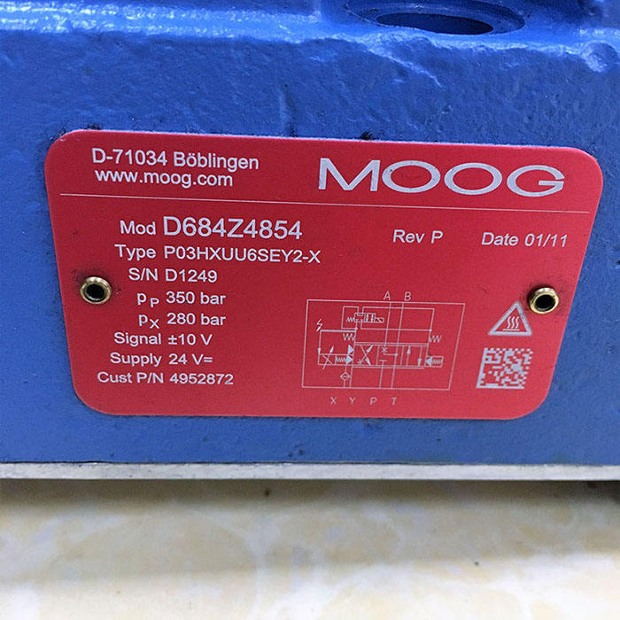 Moog  D684Z4854 USED & NEW